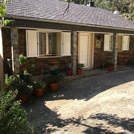 Appartamento O Refugio Do Mineiro Arouca Esterno foto